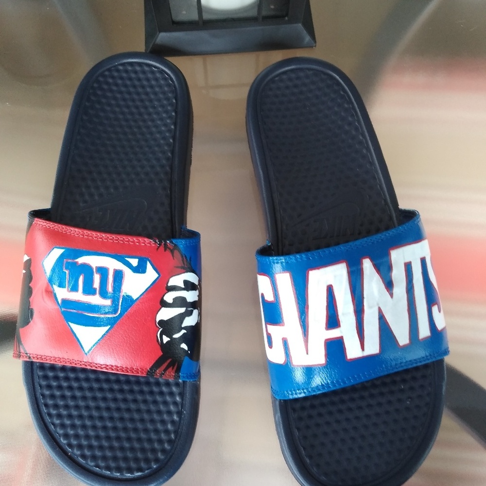 Custom painted new York Giants Nike slides